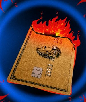 Bild von brennender Kreditkarte für Soulmates Consumer Branding im SaferYou Case